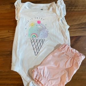 Gap baby girl summer outfit